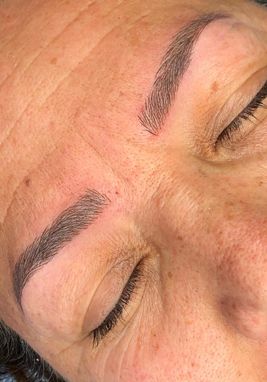 cejas-permanentes-en-quito